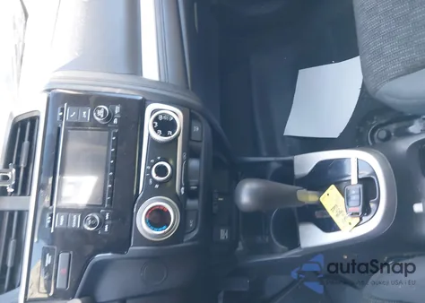 2016 Honda Fit Lx z USA, uszkodzony, nr VIN JHMGK5H57GX026102